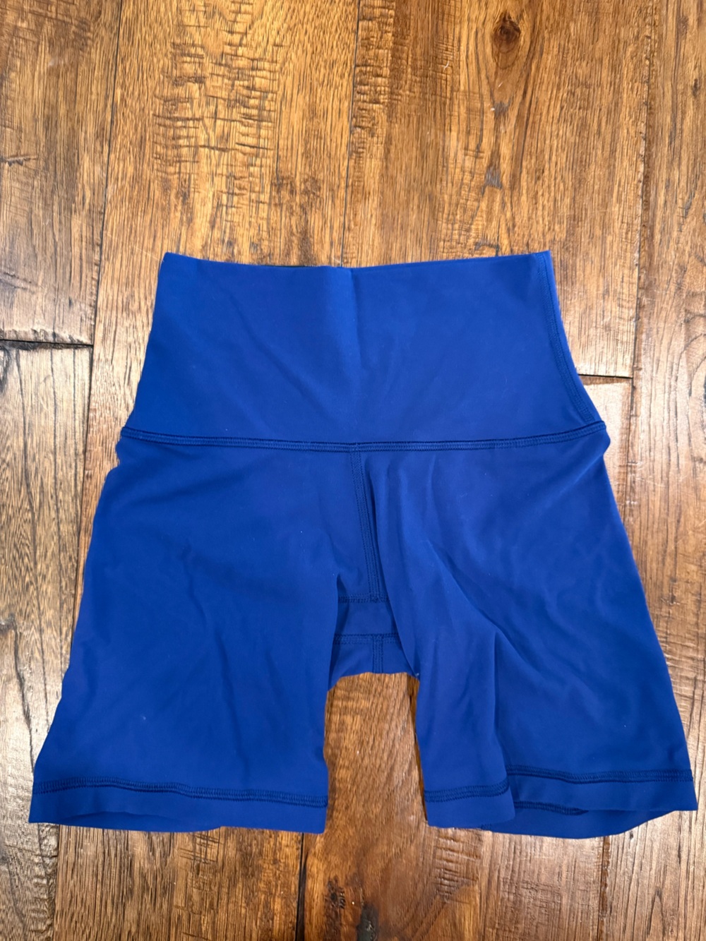 Aritzia golden buttet Shorts - Royal Blue